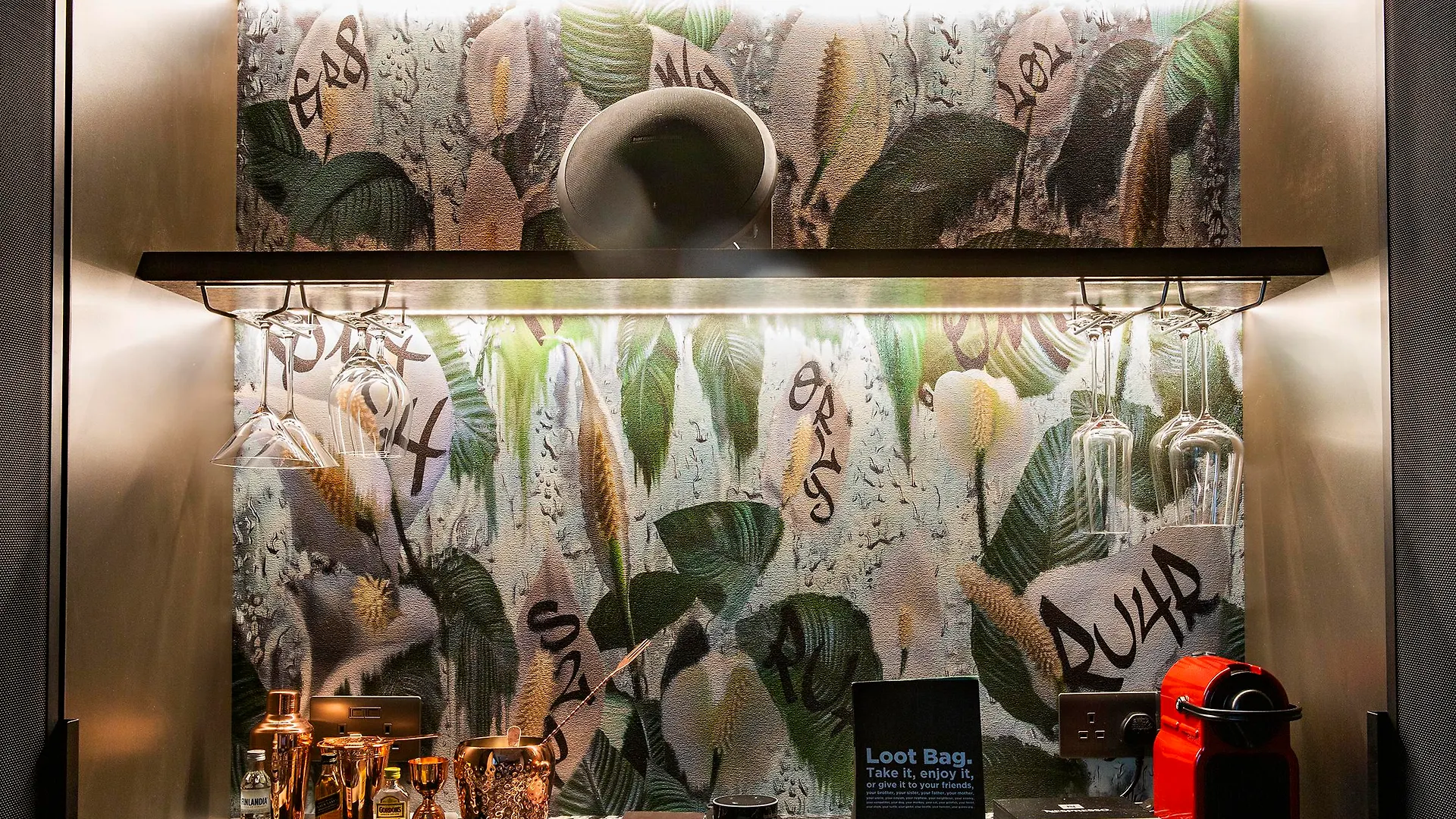 Ovolo Central Гонконг 5*,  Китай