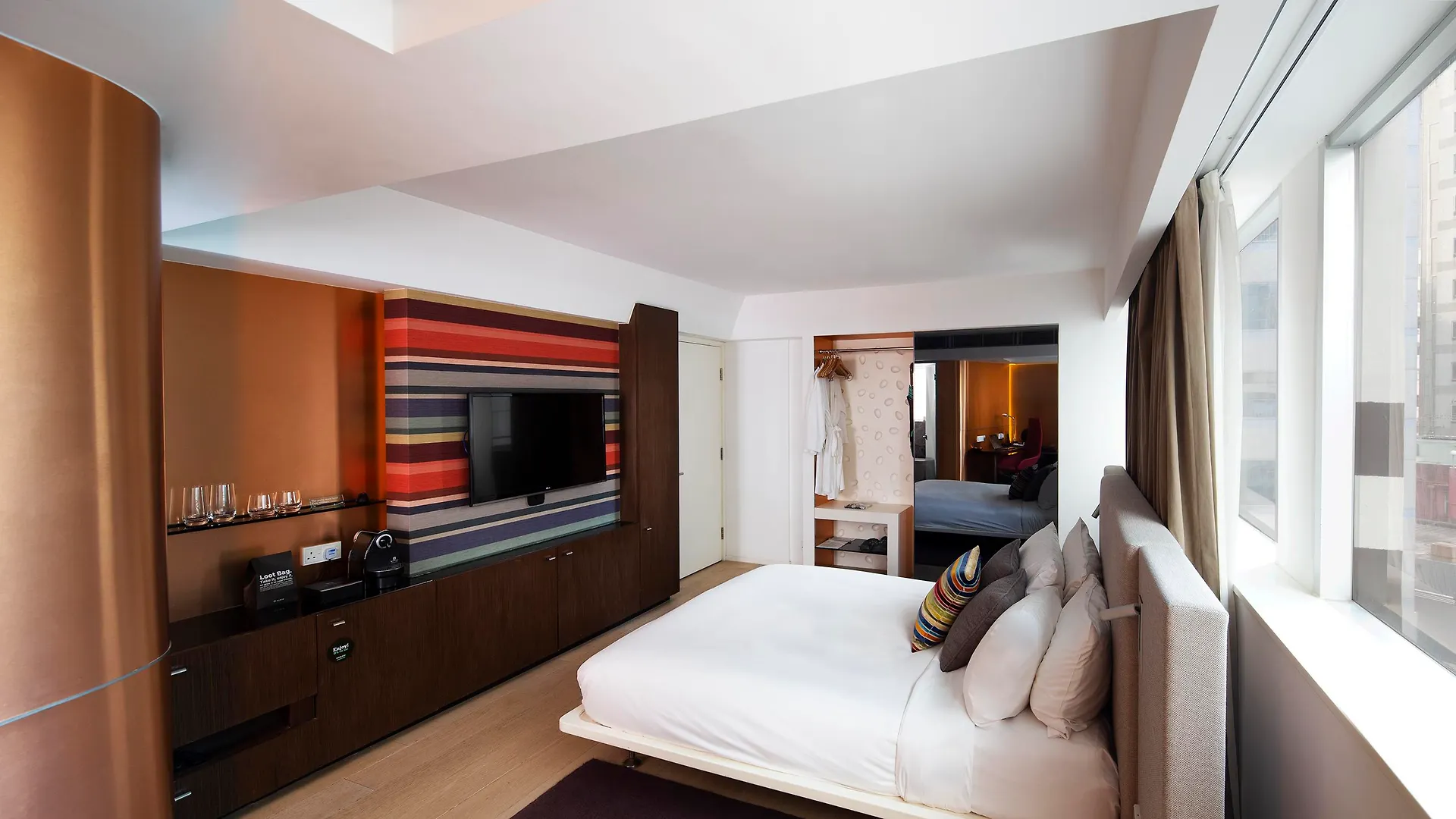 Ovolo Central Hong Kong Hotel