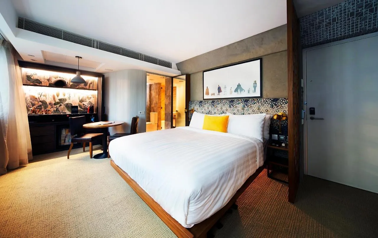 Ovolo Central Hong Kong Hotel