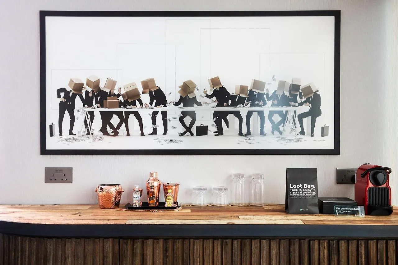 Ovolo Central Hong Kong Hotel